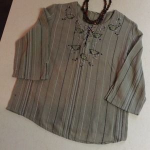 Green with black & white stripes leaf print tunic