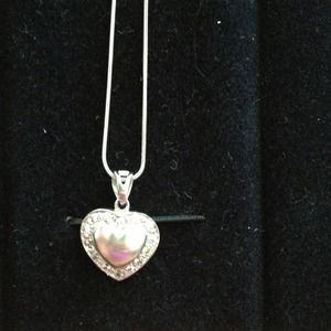 14 kt gold heart necklace