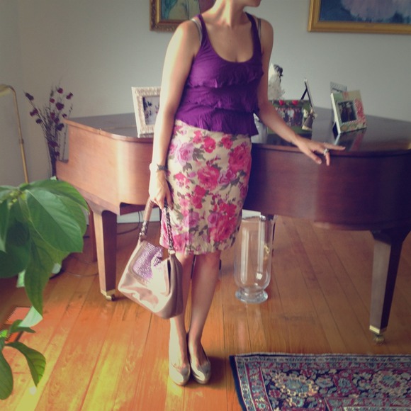 SOLD Floral pencil skirt