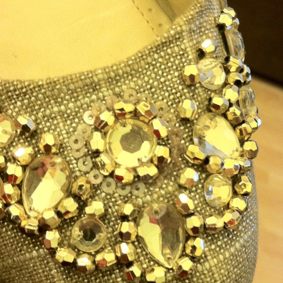 Adrienne Vittadini Silver/Taupe Sequin Flats