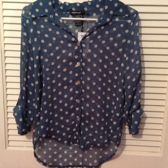 Polka Dot Button Down 3/4 Sleeve top