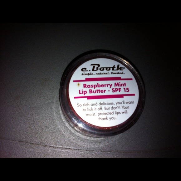 Nail Polish and 3 lip gloss items - Picture 3 of 3