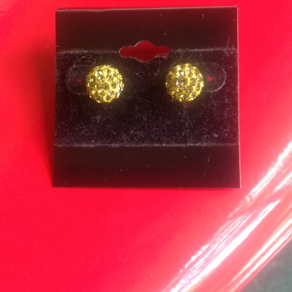 New, green rhinestone cluster earrings