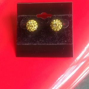 New, green rhinestone cluster earrings