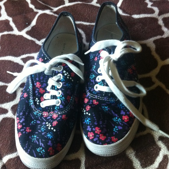 Tennishoes