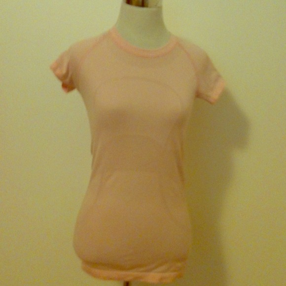 Lululemon crew neck short sleeve tee