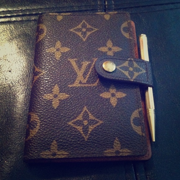 AUTHENTIC Louis Vuitton Mini Agenda Cover