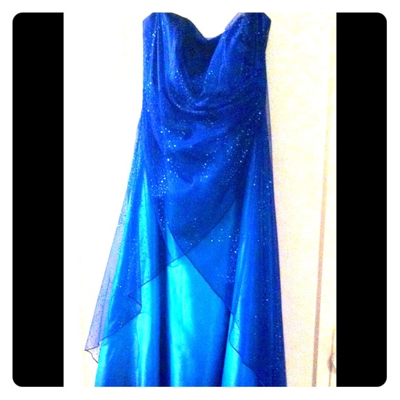 Blue sparkly strapless prom dress - Picture 1 of 2