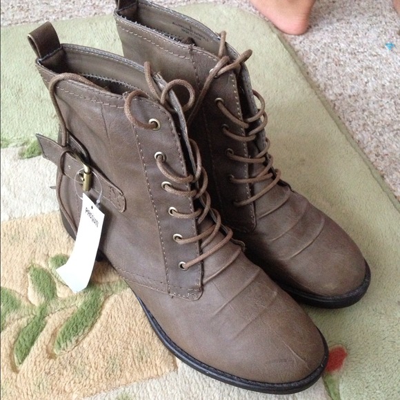 Light Brown combat boots BNWT