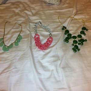 Only pink middle left!