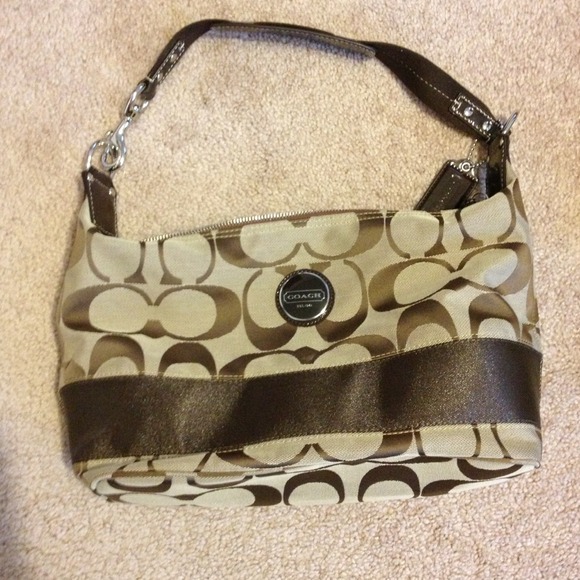 Coach purse - Picture 1 of 1