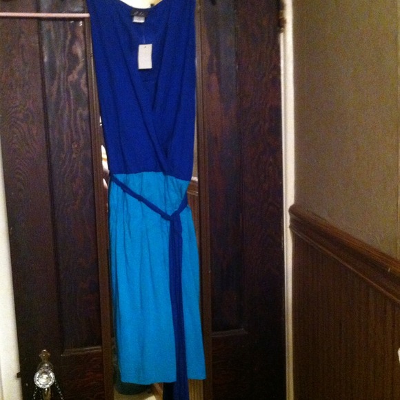 📍Sold📍Brand new color block dress