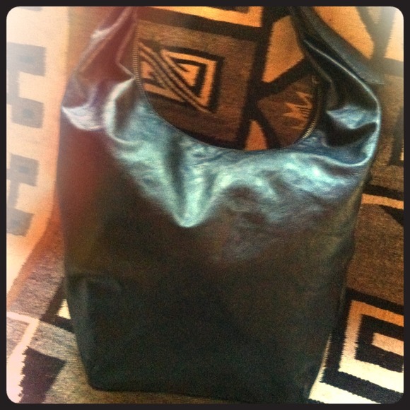 Large cross body Hobo bag