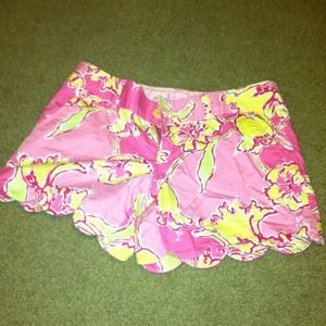 Lilly Pulitzer buttercup shorts!