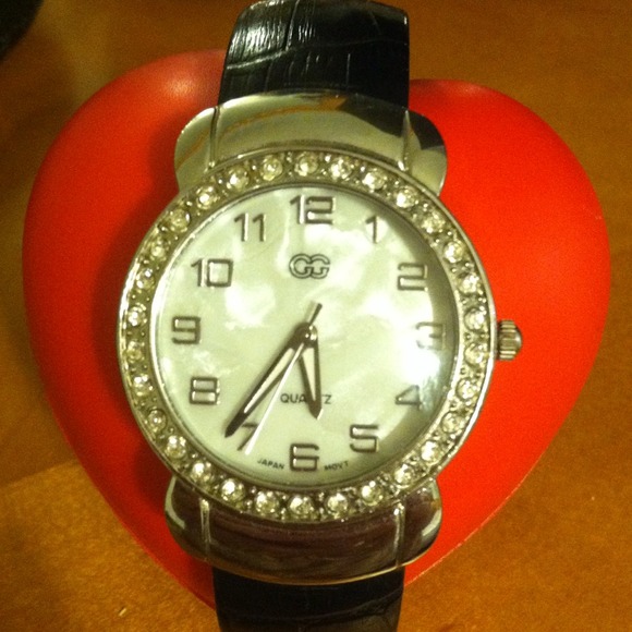 Sold🚨💰Beautiful Quartz watch
