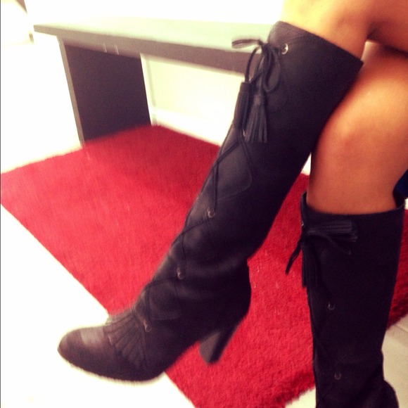 Boots - Picture 3 of 4