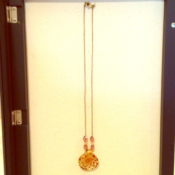 Amber and gold swirl pendant!
