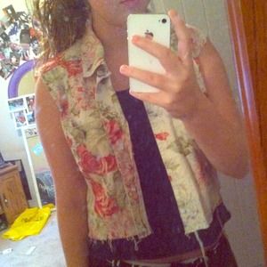 BUNDLE ; Floral jean vest and jacket