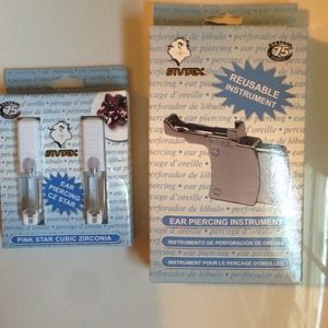 JUST LOWERED! 😍Brand new, ear piercing instrument