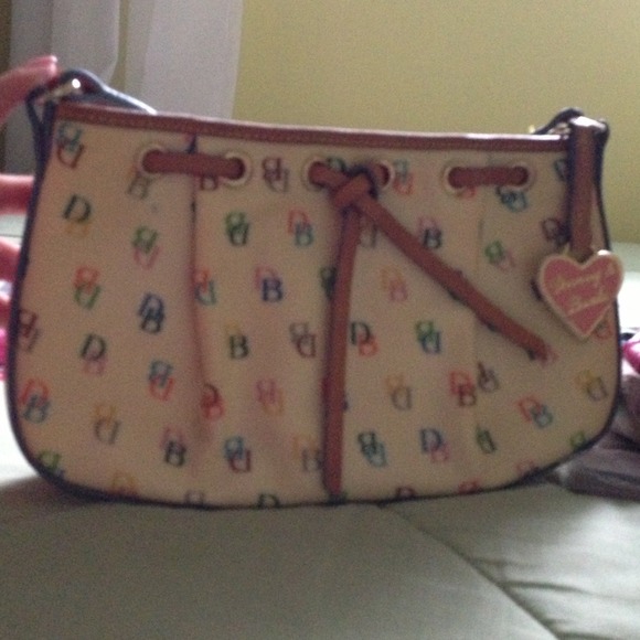 Dooney & Bourke handbag - Picture 1 of 1