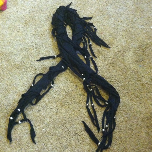 Black scarf