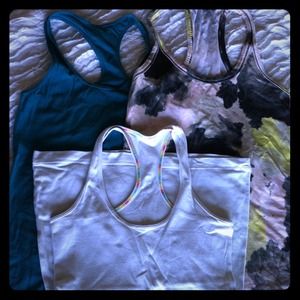 Lululemon tank bundle