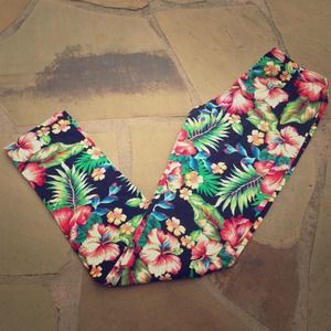 💋SOLD💋Tropical Leggings