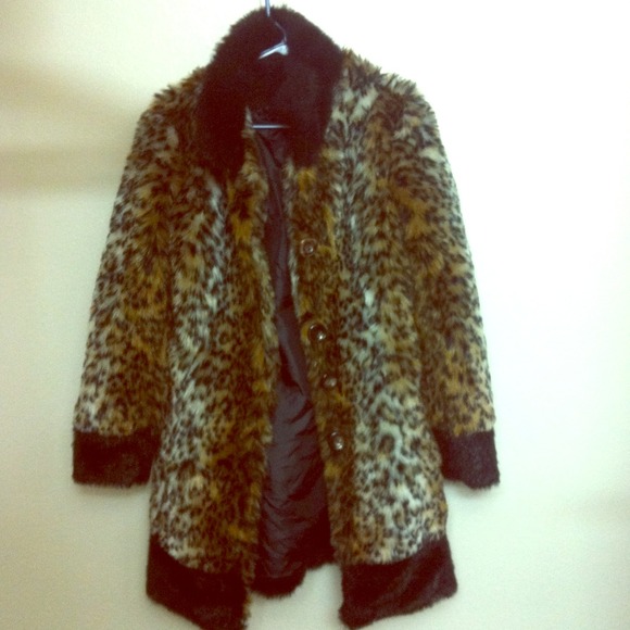 Leopard printed Fur jacket