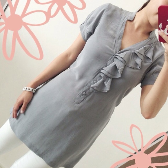 ✖️SOLD✖️Anthro Silk Tunic with Ruffles