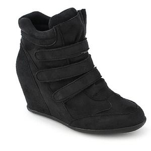 Wedge sneakers