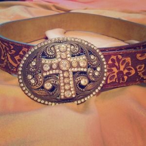 Belt with cross!