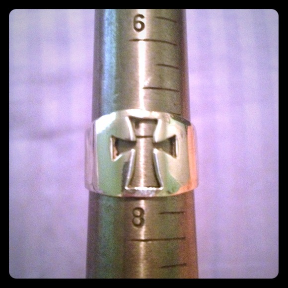 Sterling silver cross ring