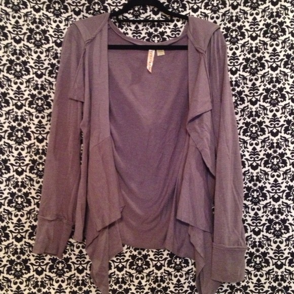 *SOLD* to @caly311