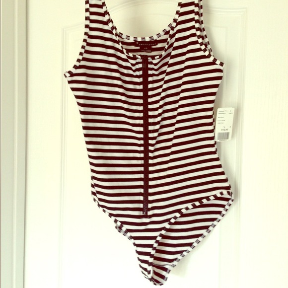 🚫REDUCED PRICES 🚫BODY suit!