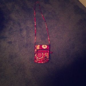 Vera Bradley cross body in "Cranaby".
