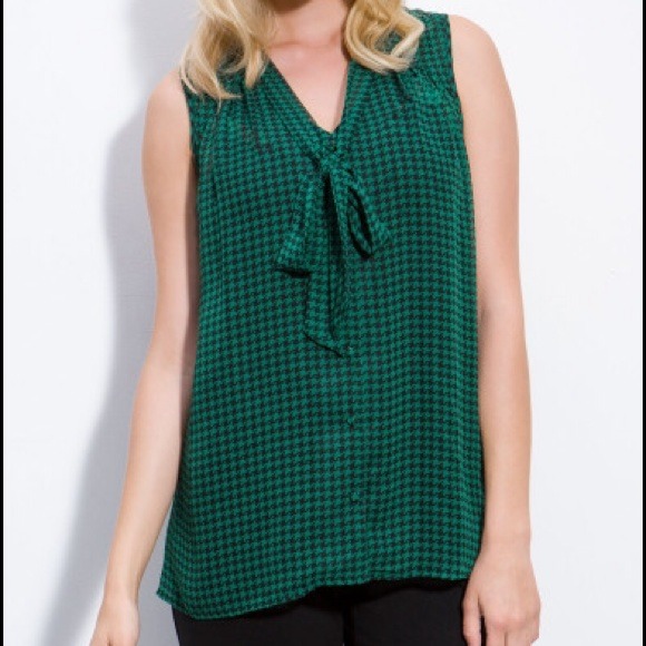 Tops - Emerald Green houndstooth sleeveless bow top