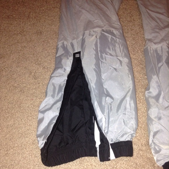Running pants - Picture 3 of 4