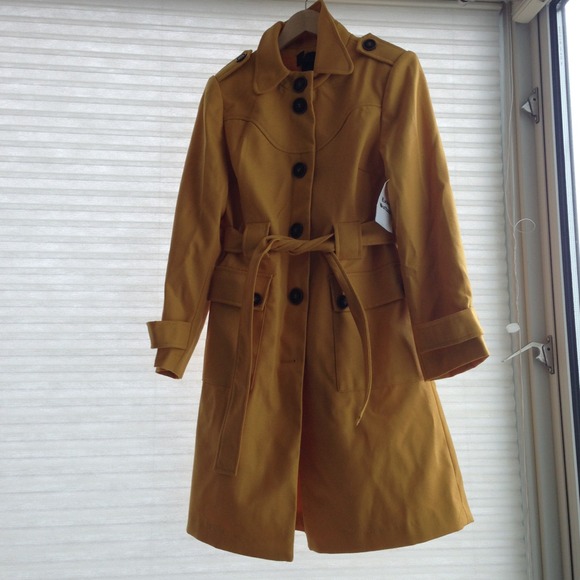 New Stunning mustard yellow wool/poly blend trench