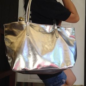 Michael Kors Shoulder Bag!