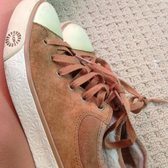 !! SOLD!!Ugg evera - Picture 4 of 4