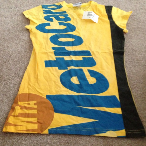 Juniors Metro Card long tee shirt