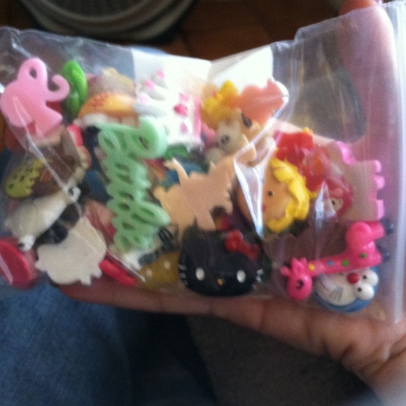 LET ME MAKE U A CUSTOM PHONE CASE!