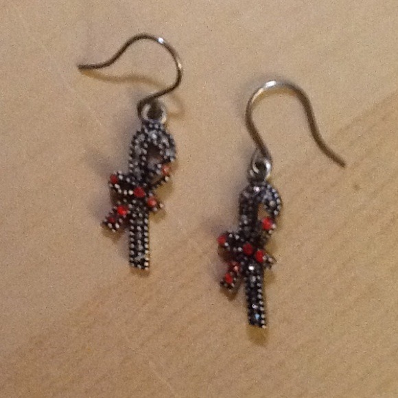 Earring!! - Picture 2 of 2