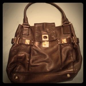 Banana Republic black hang bag. Very cute!