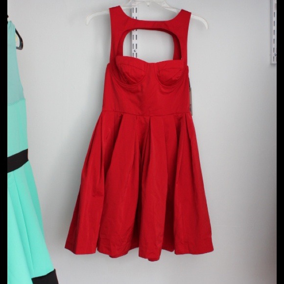 🎀New! Jack bb Dakota red dress - Picture 2 of 4