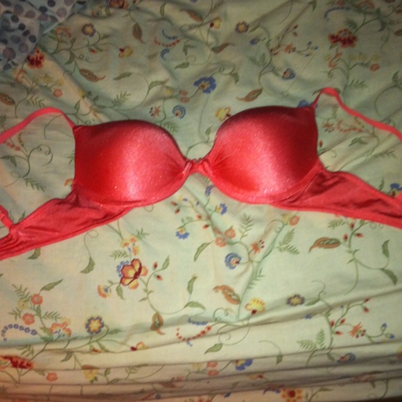 Pink sparkly bra! 😍 - Picture 1 of 2
