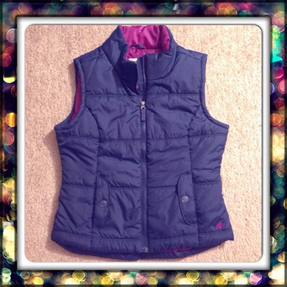 🔵SOLD BUNDLED🔵🎀PRE LOVED AEROPOSTALE VEST🎀
