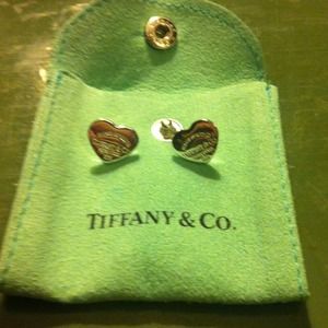Reserved!! Tiffany Small Heart Earrings