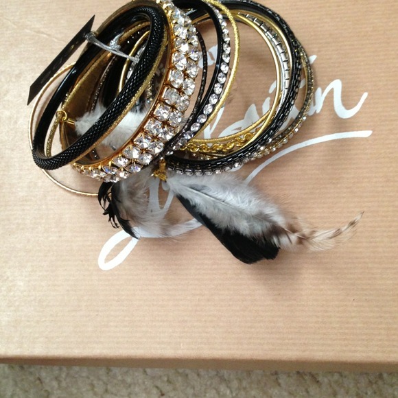 Bebe bracelets - Picture 3 of 3