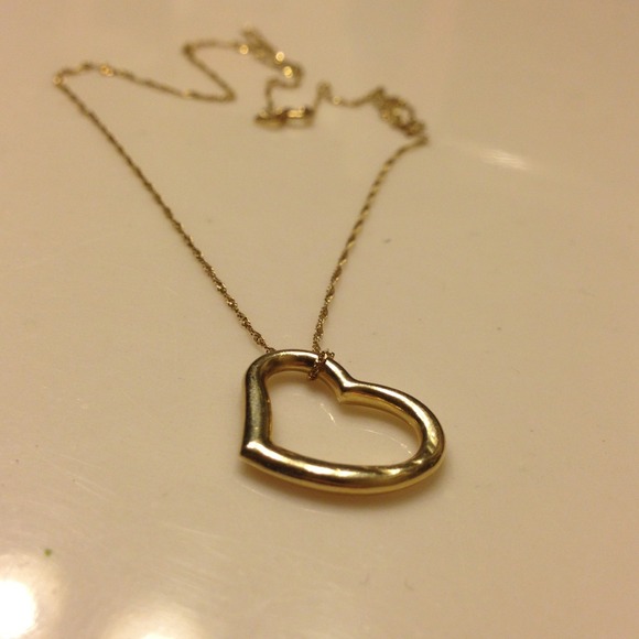 Gold plated heart necklace